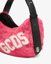 Load image into Gallery viewer, Comma Small Faux Fur Logo Twist Bag | Women Bags Fuchsia | GCDS®
