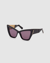 Load image into Gallery viewer, GD0026 Cat-eye sunglasses : Women Sunglasses Black  | GCDS
