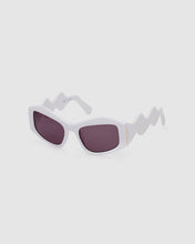Load image into Gallery viewer, GD0023 Geometric sunglasses : Unisex Sunglasses White  | GCDS
